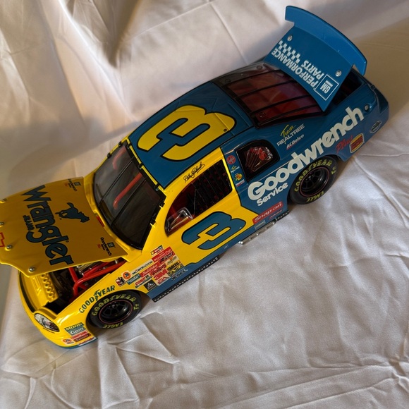 LIMITED ADDITION Wrangler Jeans Blue and Yellow NASCAR 1999 - Picture 9 of 12